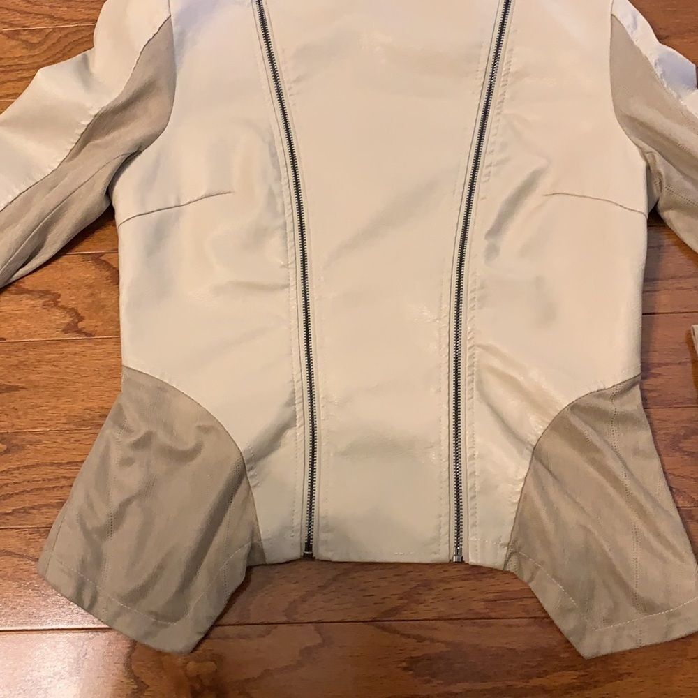 Trendy jacket size Large - Picture 2 of 12